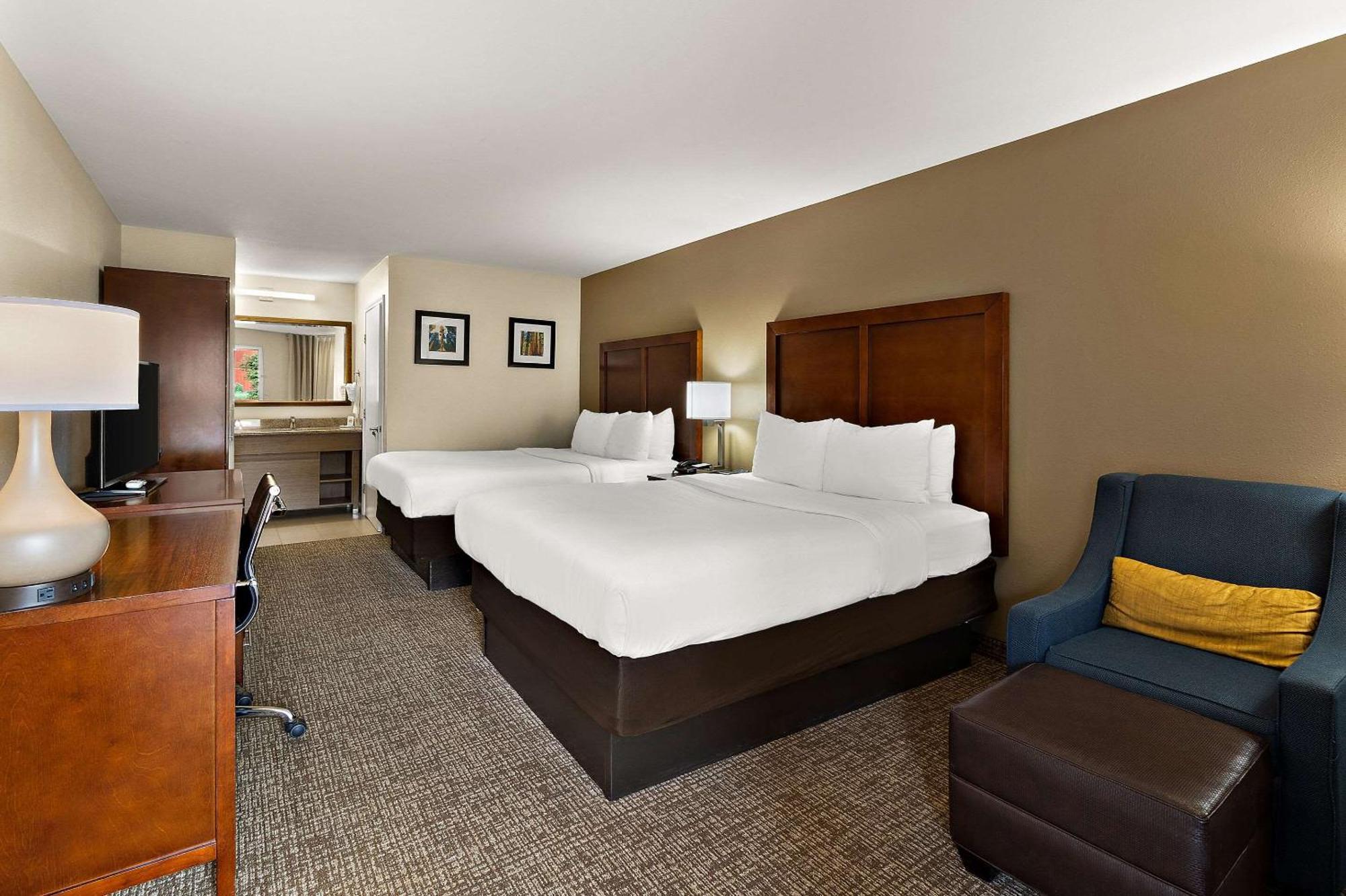 Comfort Inn & Suites Sequoia Kings Canyon Three Rivers Exteriör bild